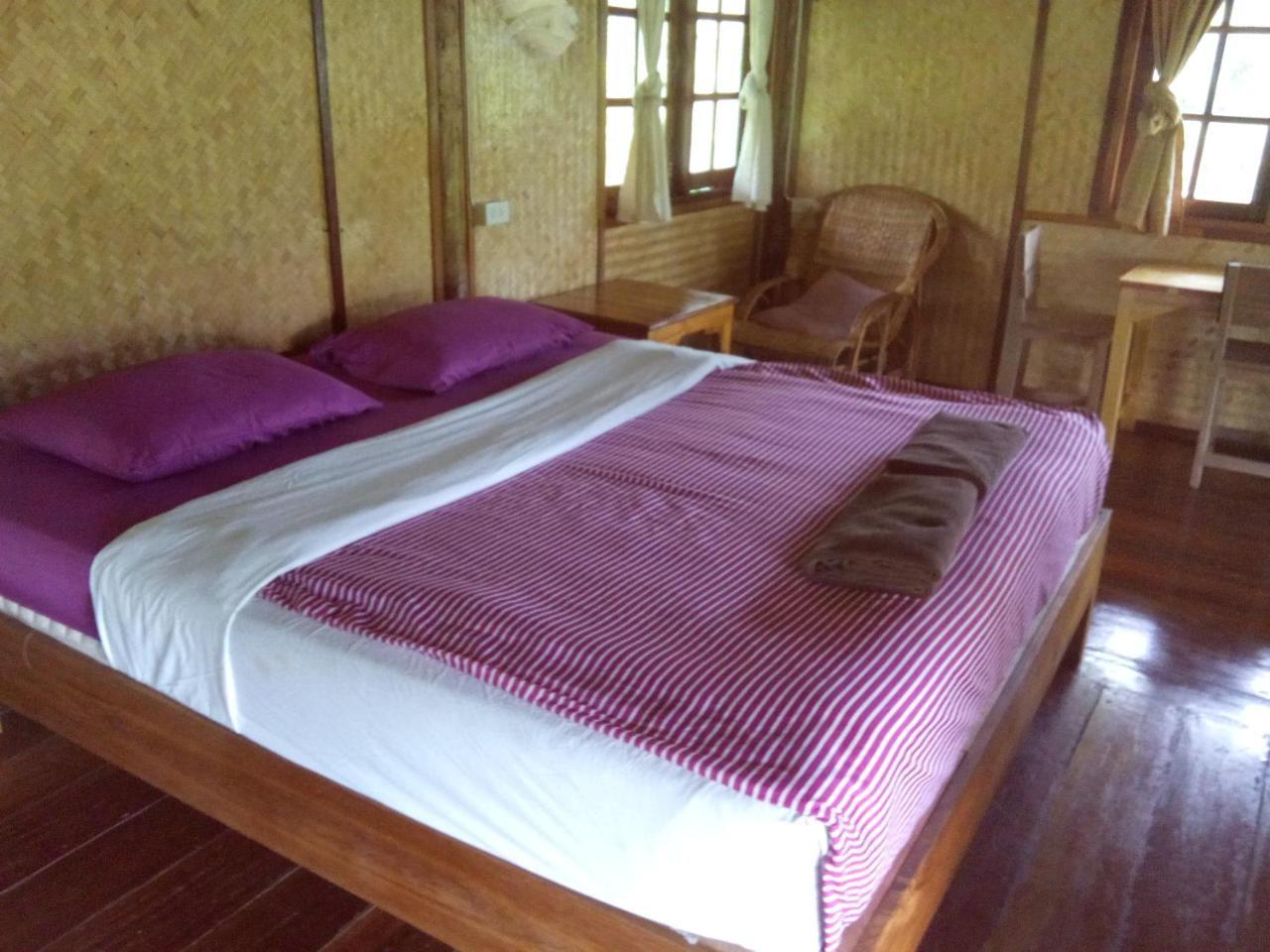 Ing Doi Guest House Pai Exteriér fotografie